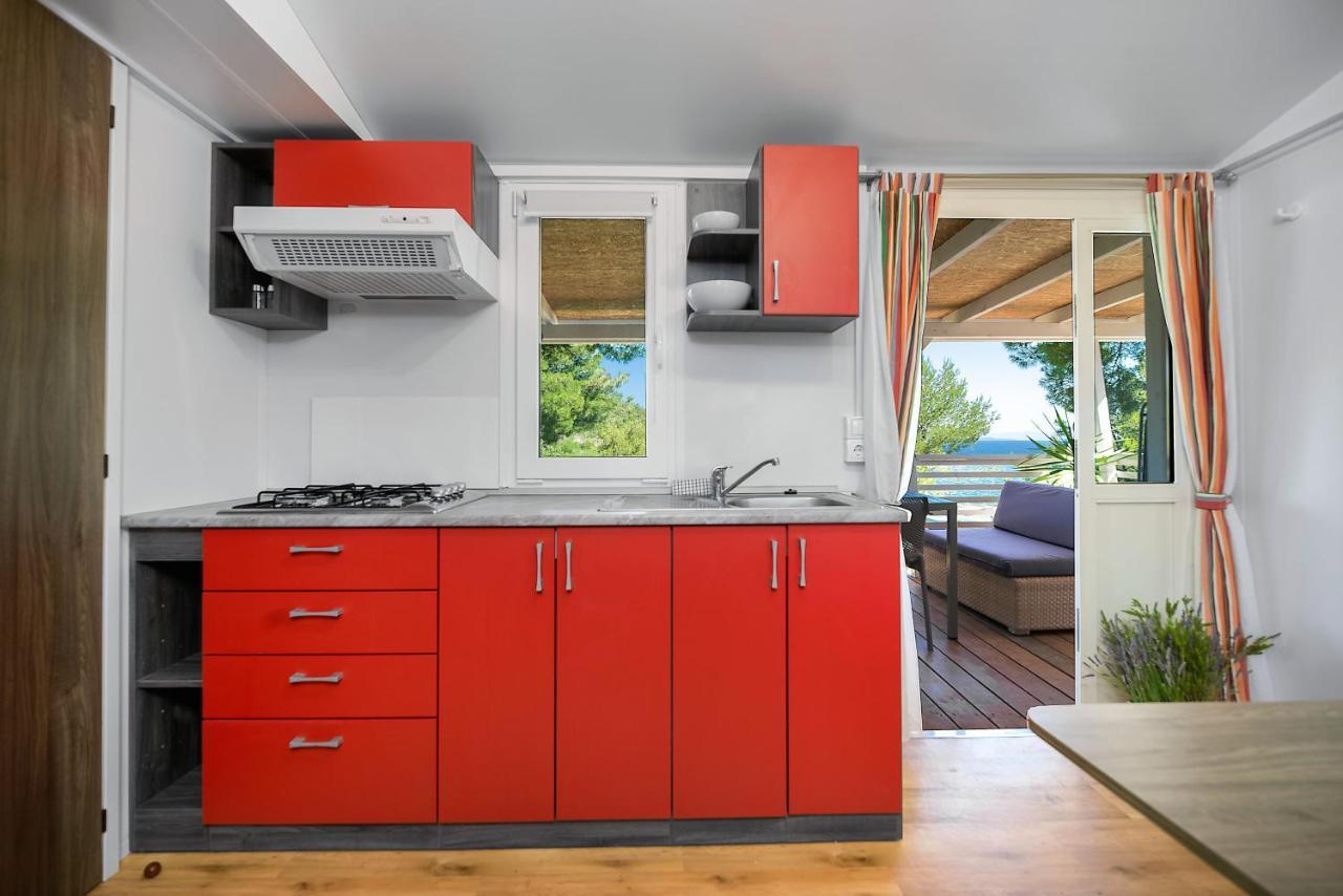 Kamp Vira Mobile Homes Хвар Экстерьер фото