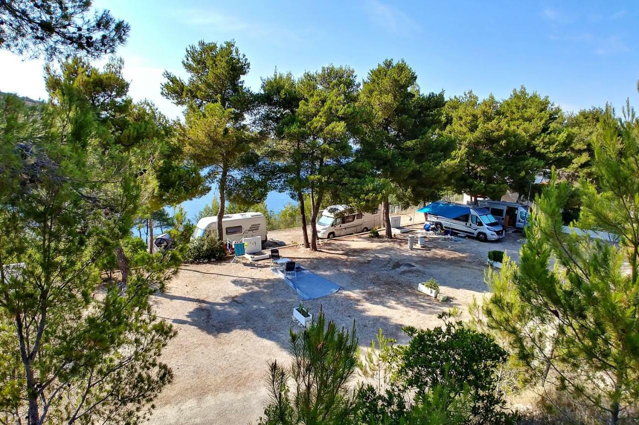 Kamp Vira Mobile Homes Хвар Экстерьер фото